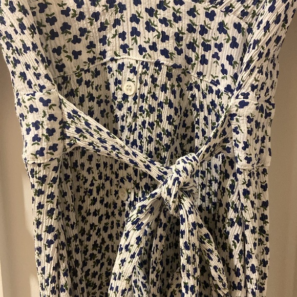 Faithful the Brand floral midi dress, size 6, medium - Picture 7 of 8